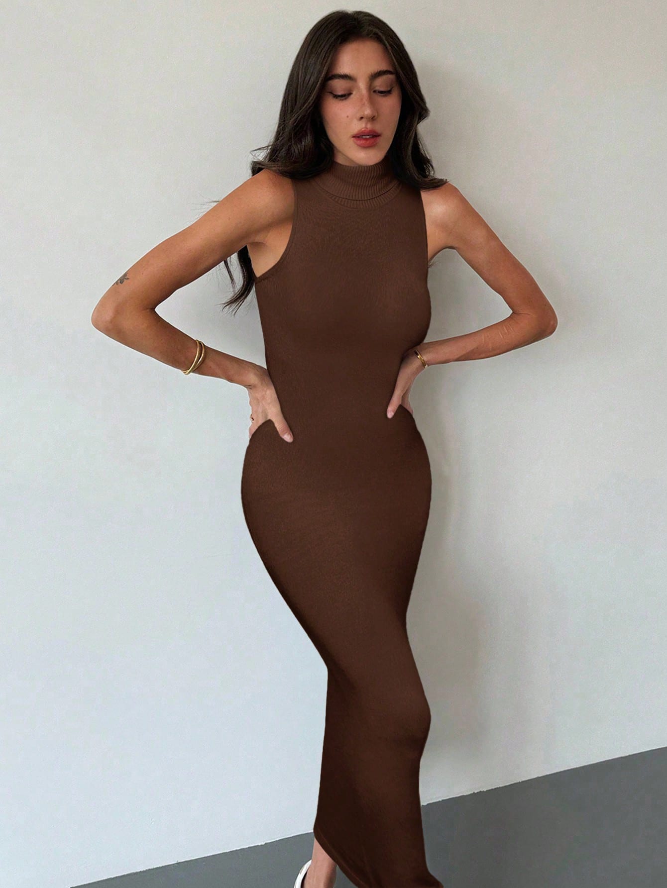 Vestido de Suéter com Gola Alta Sem Mangas