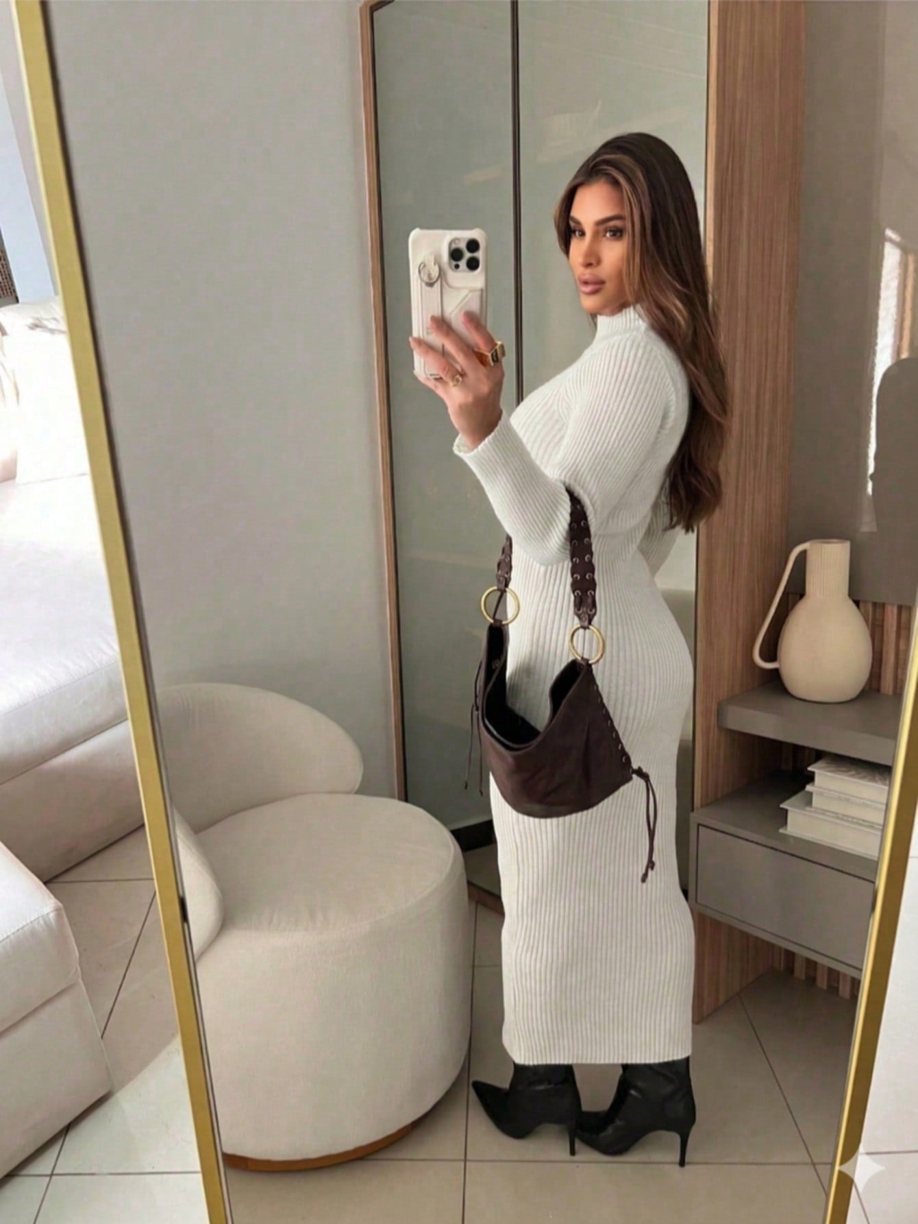 VESTIDO CANELADO COM MANGA