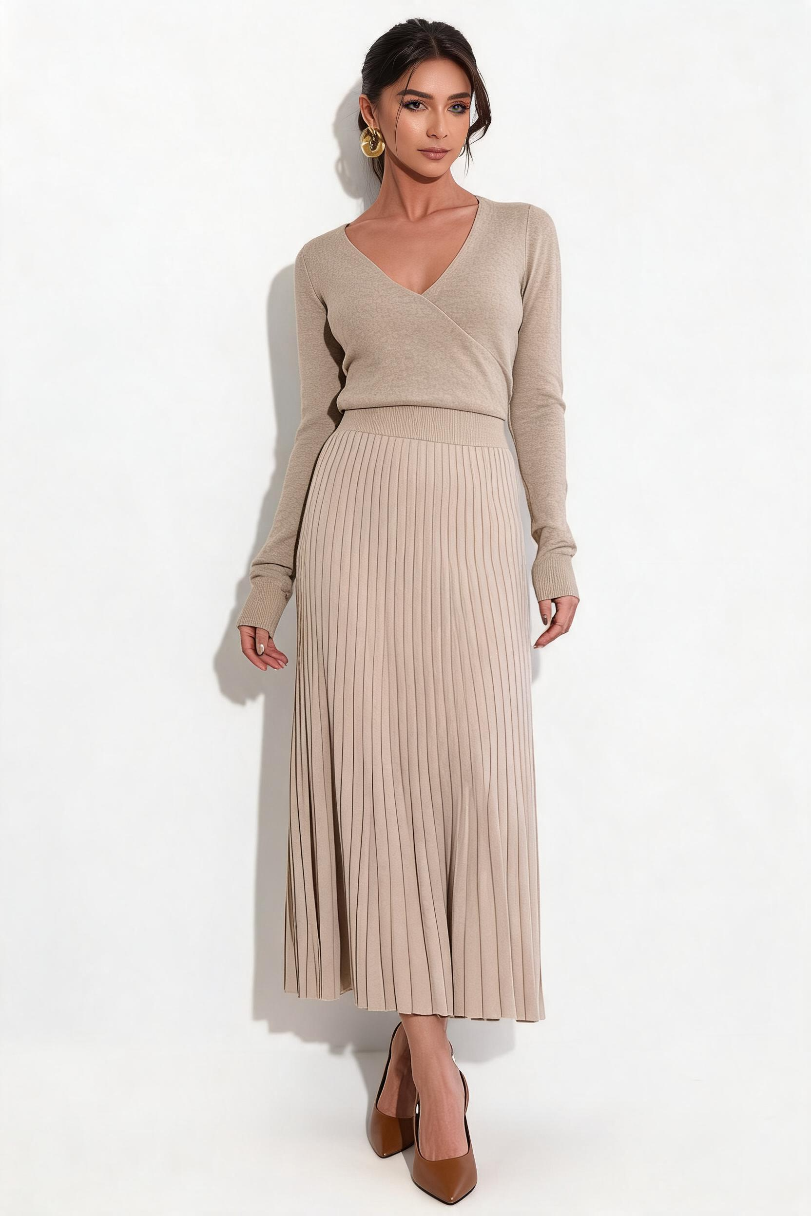 Vestido de Tricô com Bainha Plissada de Cor Sólida